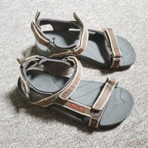 Teva water shoes youth 2